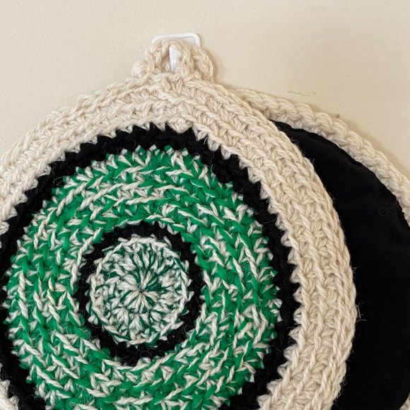 Crochet Pot Holders, Handmade Kitchen Decor, Trivet, Crochet Gifts for Mom - Picture 5 of 8